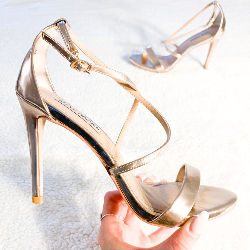 STEVE MADDEN FELIZ GOLD STRAPPY SANDAL HEELS